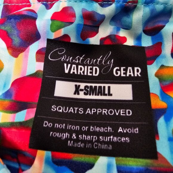 Constantly Varied Gear XS Exotic Bright  Leopard Print Crop Leggings Pockets - Picture 9 of 10